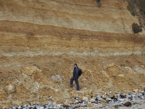 Johan Luyckx onderzoekt afzettingen uit de Saale-ijstijd in Sangatte
